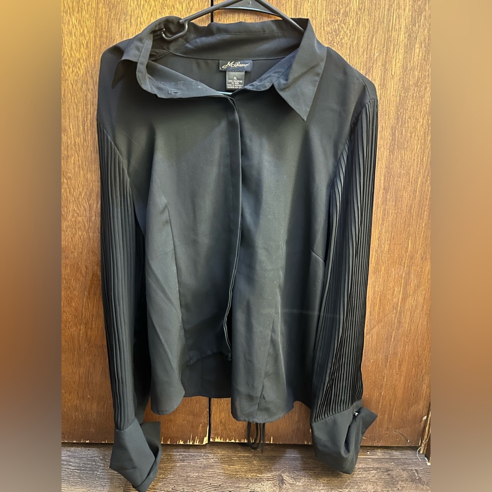 Vintage Milano Button Down Pleated Sleeve w/ Tie Back